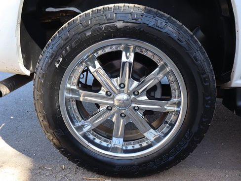 Used 2003 Chevrolet Tahoe LT image 44