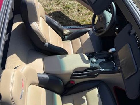 Used 2013 Chevrolet Corvette Grand Sport w/ 3LT Preferred Equipment Group image 4