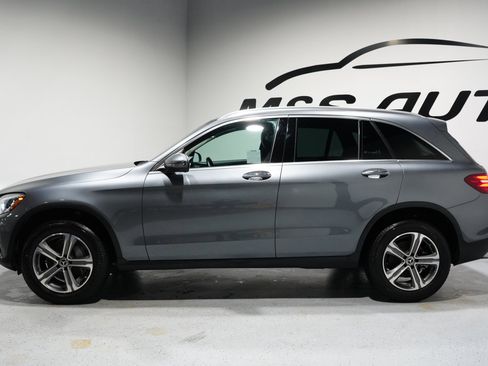 Used 2019 Mercedes-Benz GLC 300 4MATIC SUV image 5