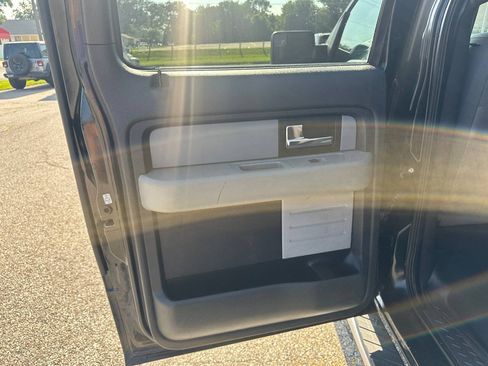 Used 2014 Ford F150 XLT w/ Equipment Group 302A Luxury AWD/4WD image 22