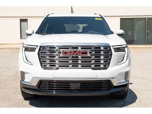 New 2026 GMC Acadia Denali w/ Super Cruise Package AWD/4WD image 3