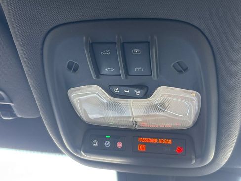 Used 2022 Chevrolet TrailBlazer RS w/ Sun and Liftgate Package FWD image 20