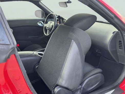 Used 2015 Nissan 370Z Coupe RWD image 67