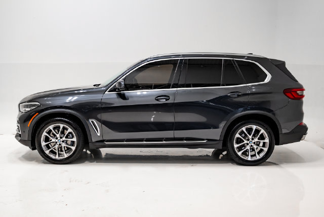 Used 2022 BMW X5 xDrive40i w/ Premium Package AWD/4WD image 28