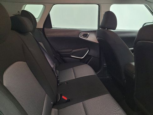 Used 2025 Kia Soul LX w/ LX Technology Package image 19