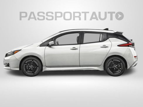 Used 2023 Nissan Leaf SV Plus w/ Protection Package FWD image 4