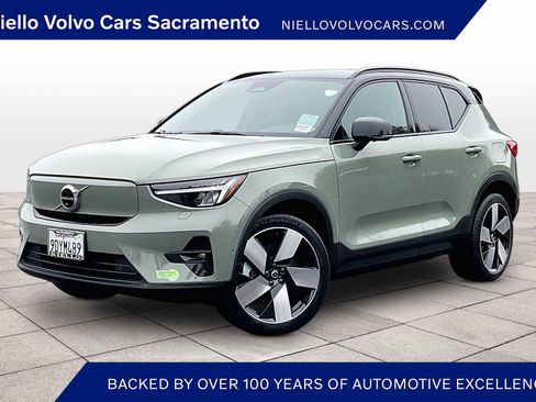 Used 2023 Volvo XC40 Recharge Ultimate image 1