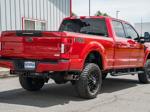 Certified 2022 Ford F250 Lariat w/ Black Appearance Package AWD/4WD image 4