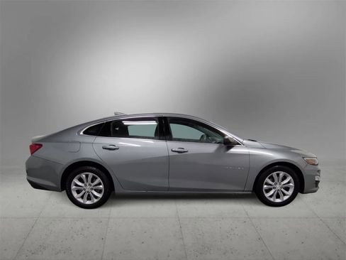Used 2023 Chevrolet Malibu LT image 9