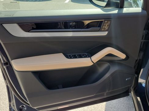 New 2026 Porsche Cayenne AWD/4WD image 24