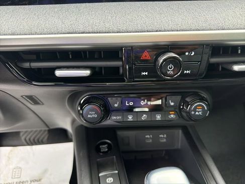 New 2026 Nissan Kicks SV image 17