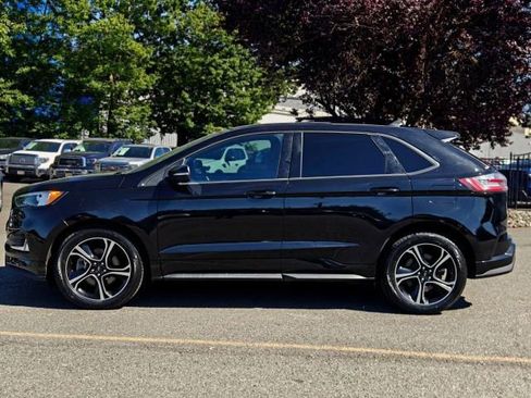 Used 2020 Ford Edge ST w/ Cold Weather Package AWD/4WD image 5