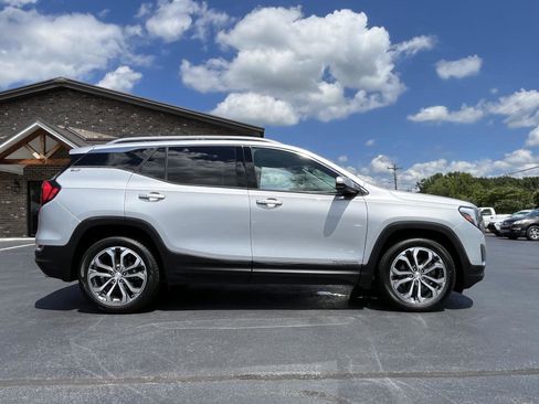 Used 2019 GMC Terrain SLT image 20