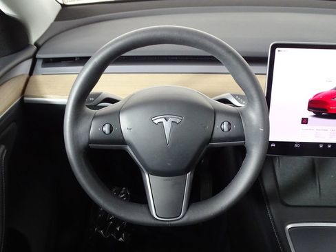 Used 2023 Tesla Model Y Long Range image 21