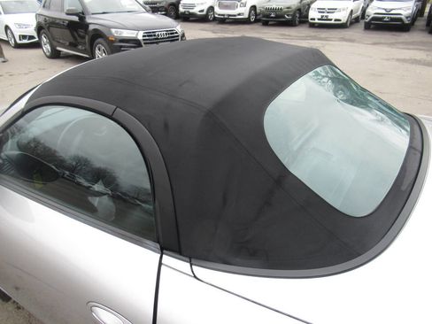 Used 1998 Porsche Boxster Base 2dr Convertible image 37