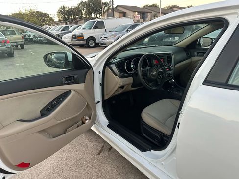 Used 2014 Kia Optima LX image 8