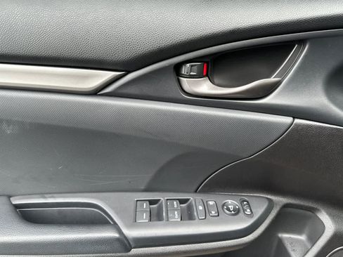 Used 2021 Honda Civic Sport image 12