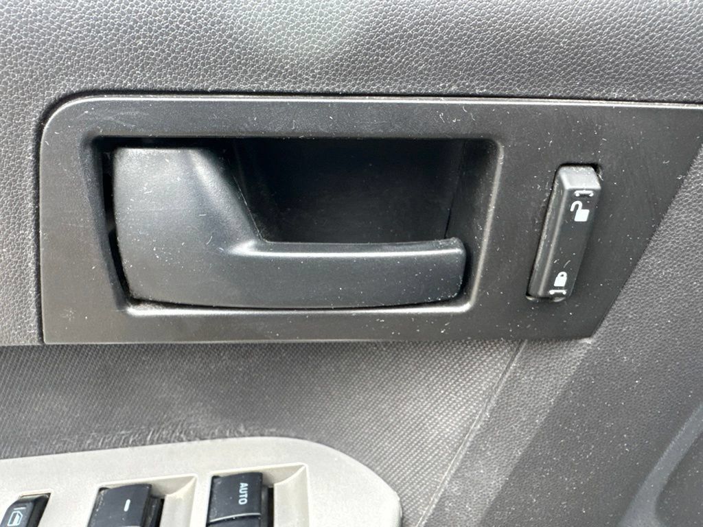 Used 2012 Ford Escape XLT FWD image 12
