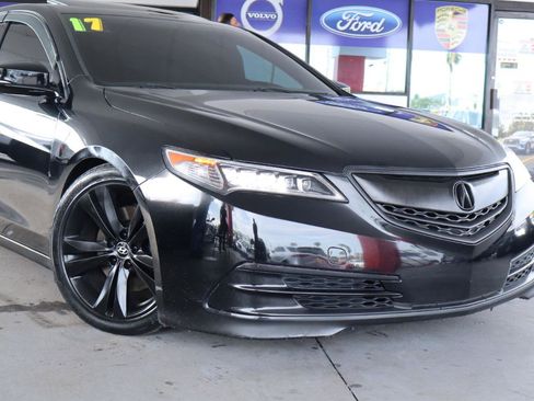 Used 2017 Acura TLX V6 FWD image 2