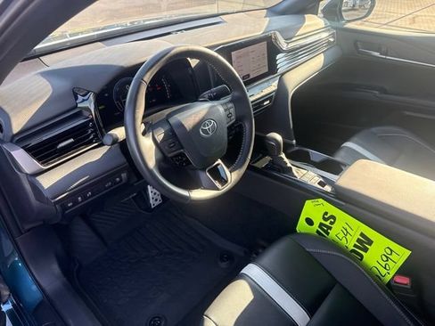 Used 2026 Toyota Camry SE FWD image 23
