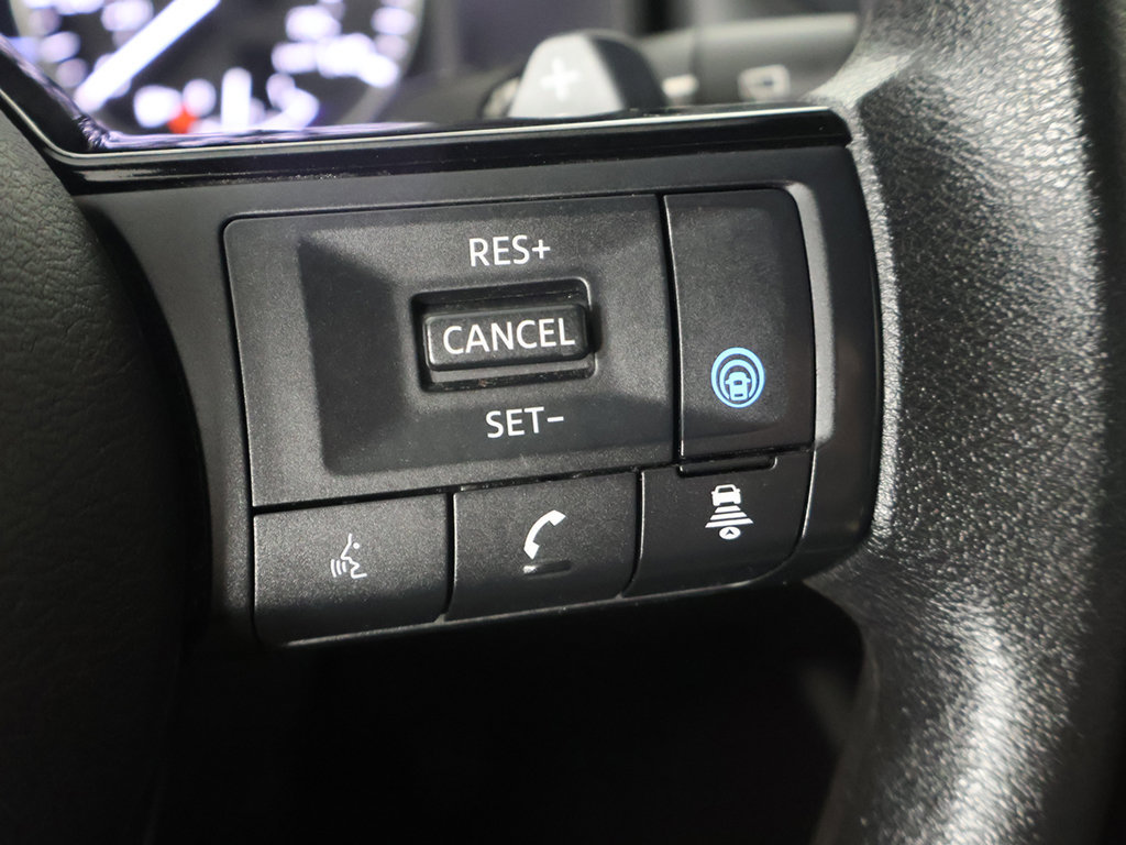 Used 2023 Nissan Rogue SV AWD/4WD image 38