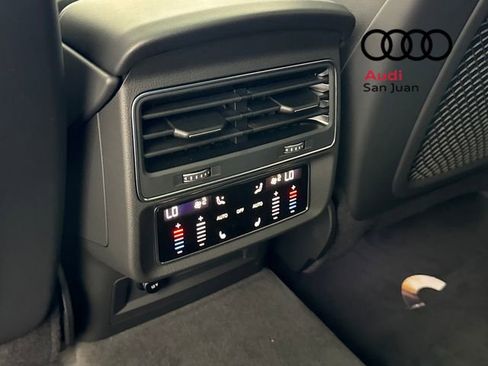 New 2026 Audi Q8 Premium Plus image 32