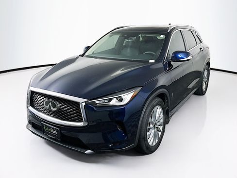 Used 2023 INFINITI QX50 Luxe FWD image 3