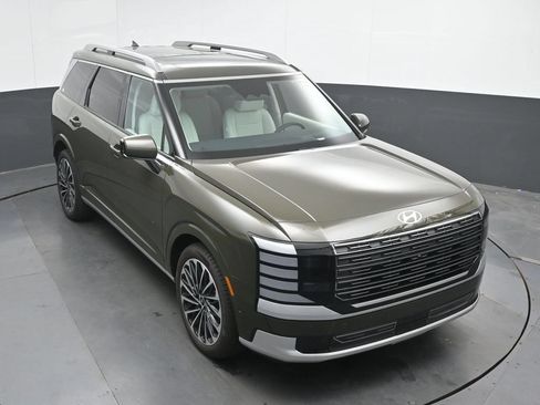 Certified 2026 Hyundai Palisade Calligraphy AWD/4WD image 36
