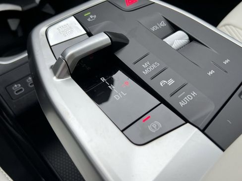 New 2026 BMW X1 xDrive28i w/ Technology Package image 19