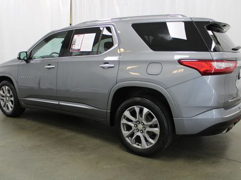 Used 2021 Chevrolet Traverse Premier w/ LPO, Cargo Package image 8