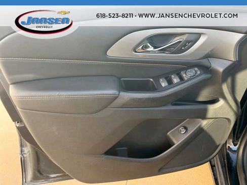 Used 2019 Chevrolet Traverse LT image 21
