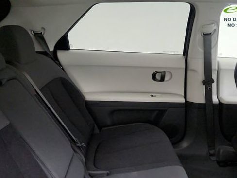 Used 2025 Hyundai Ioniq 5 SE RWD image 38