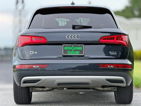 Used 2018 Audi Q5 2.0T Premium w/ Convenience Package AWD/4WD image 10