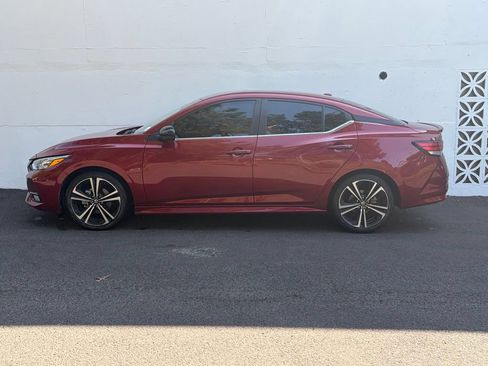 Used 2023 Nissan Sentra SR FWD image 2