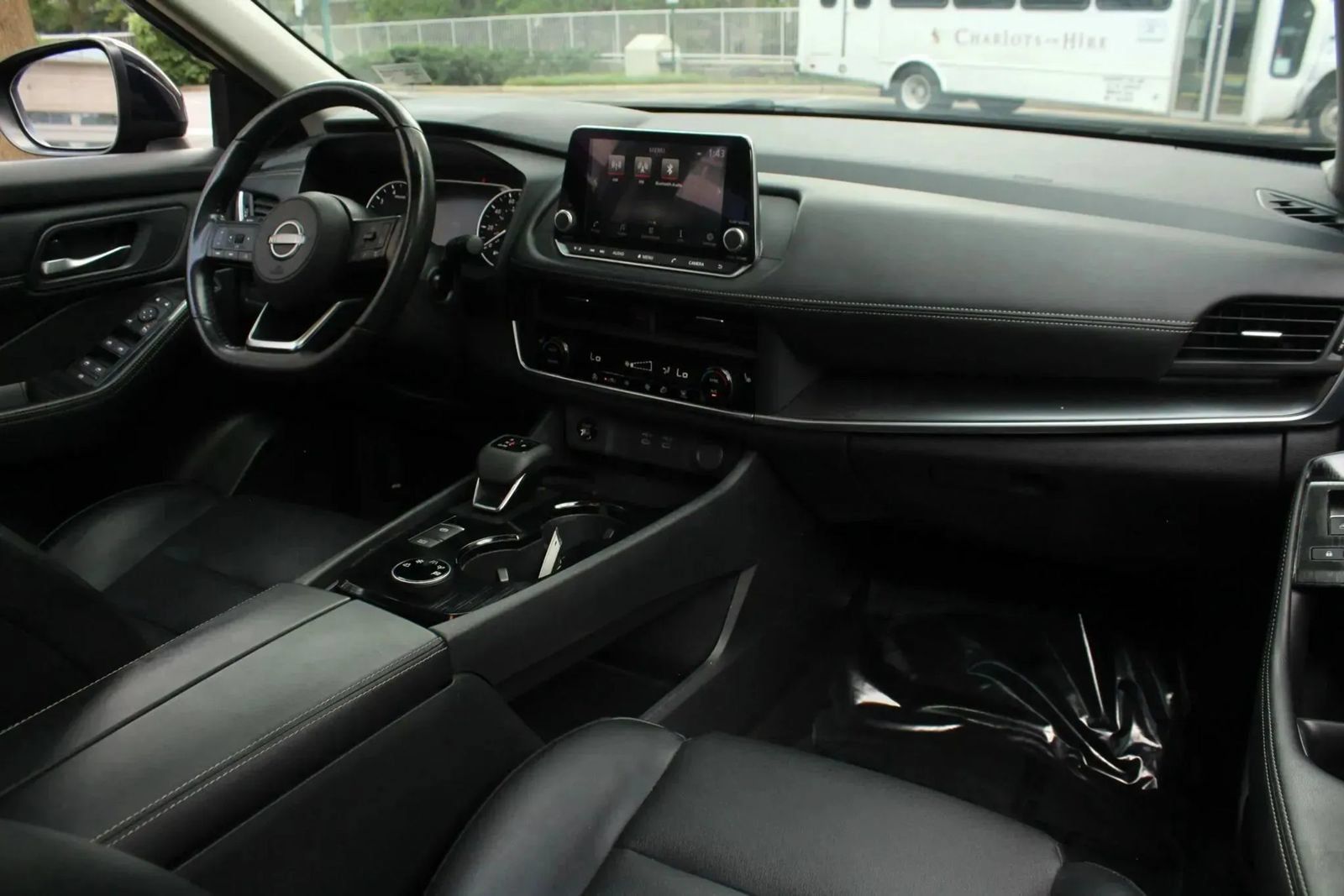 Used 2024 Nissan Rogue SV w/ SV Premium Package AWD/4WD image 50