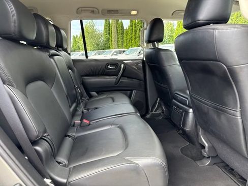 Used 2024 Nissan Armada SV AWD/4WD image 12