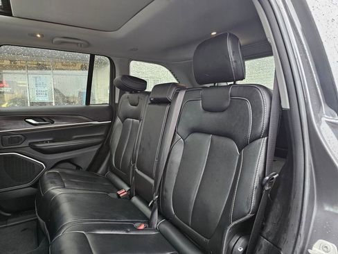 Used 2024 Jeep Grand Cherokee Limited 4xe image 14