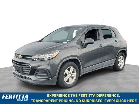 Used 2020 Chevrolet Trax LS image 1