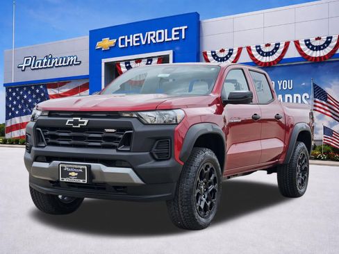 New 2026 Chevrolet Colorado Trail Boss AWD/4WD image 2