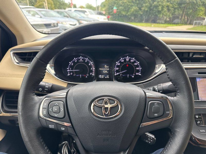 Used 2013 Toyota Avalon XLE Premium FWD image 22