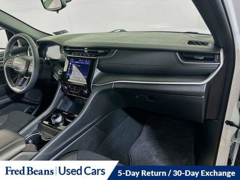 Certified 2024 Jeep Grand Cherokee Laredo image 13