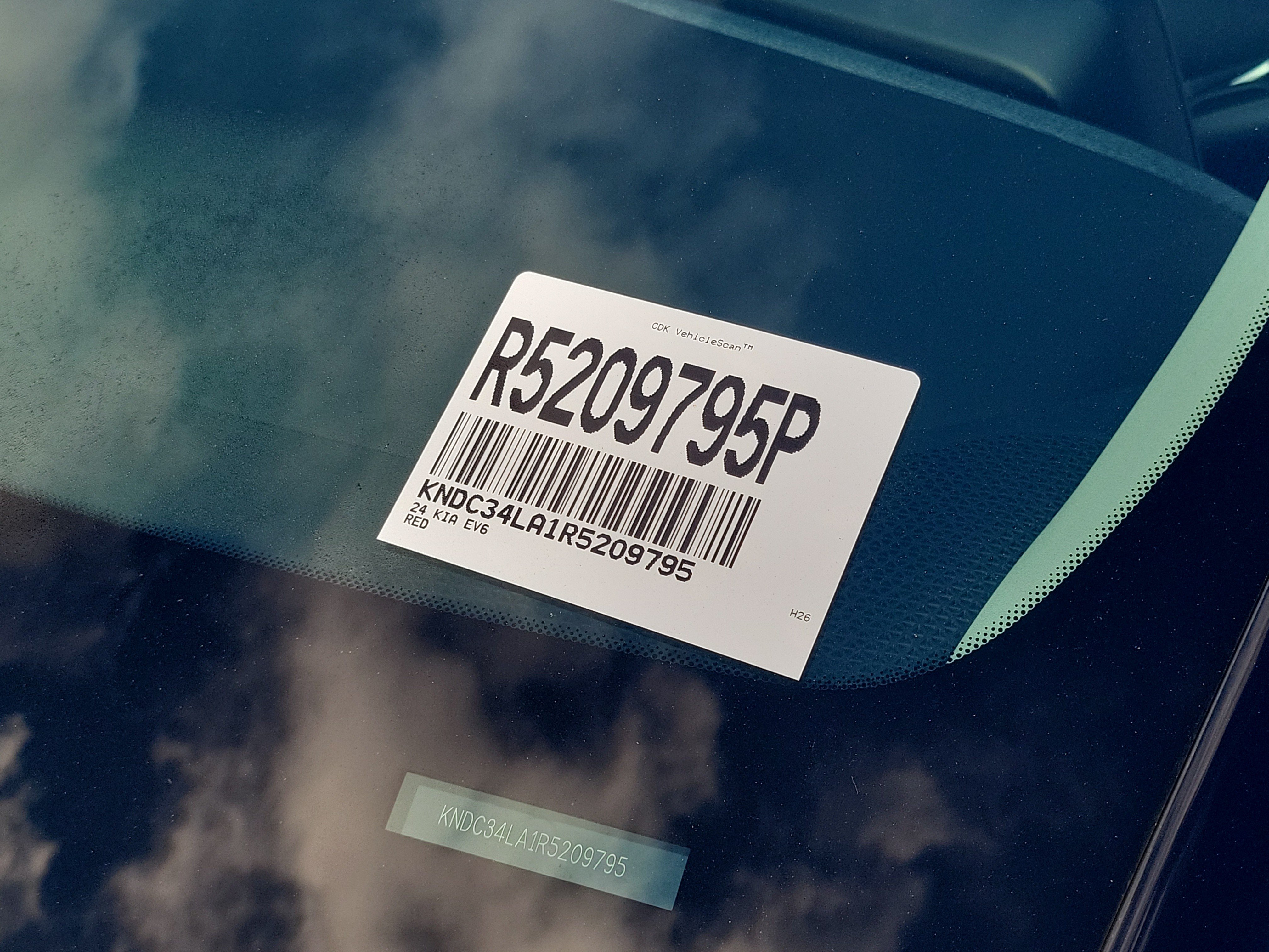Used 2024 Kia EV6 Light RWD image 9