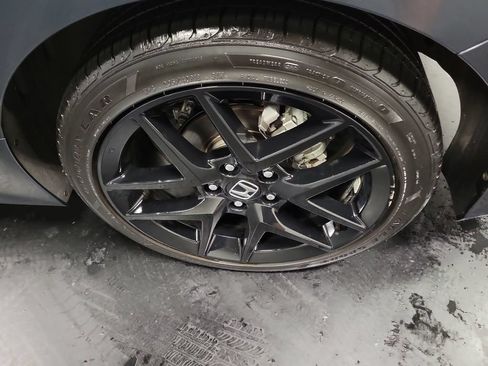 Used 2025 Honda Civic Sport image 12