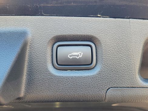 Certified 2023 Hyundai Santa Fe Limited image 6