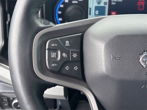 Used 2023 Ford Bronco Badlands image 13