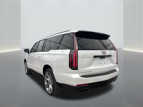 New 2025 Cadillac Escalade ESV Sport w/ Touring Package image 7