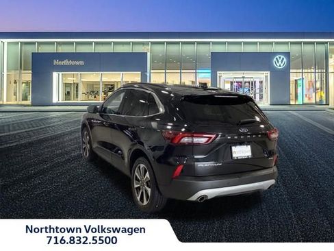 Used 2023 Ford Escape Platinum AWD/4WD image 3