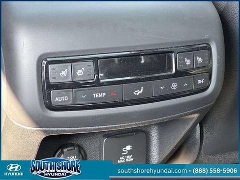 Certified 2024 Hyundai Palisade Limited AWD/4WD image 14