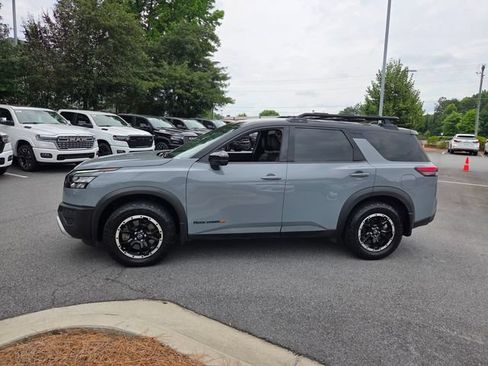 Used 2024 Nissan Pathfinder Rock Creek AWD/4WD image 4