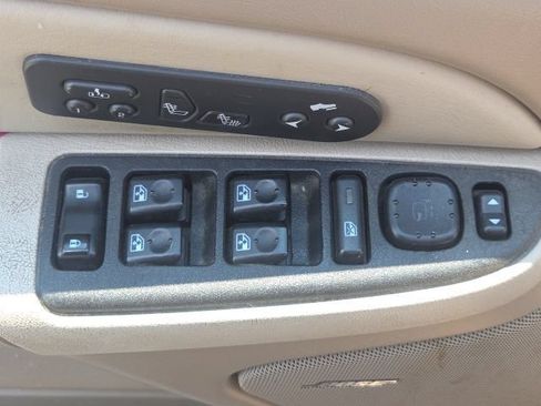 Used 2003 Chevrolet Tahoe LT AWD/4WD image 28